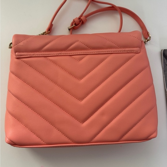 4/$25 Coral “A New day” Quilted Crossbody Bag with Gold Clasp - Picture 3 of 6